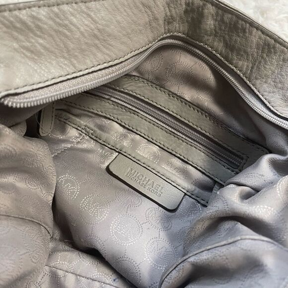 Michael Kors Gray Slouchy Leather Satchel/Shoulder Bag silver tone hardwares. - Picture 10 of 16